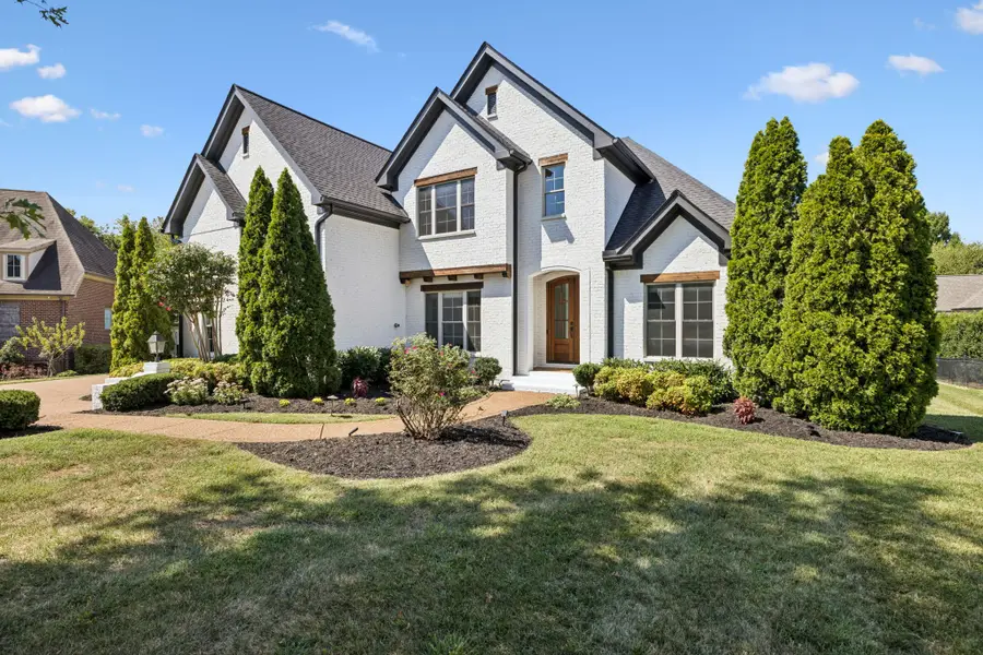 1005 Orchard Hill Ct, Arrington, TN 37014 - #2