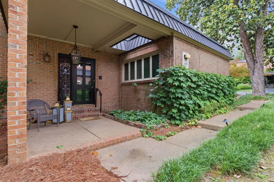 690 Timber Ln, Nashville, TN 37215 - #2
