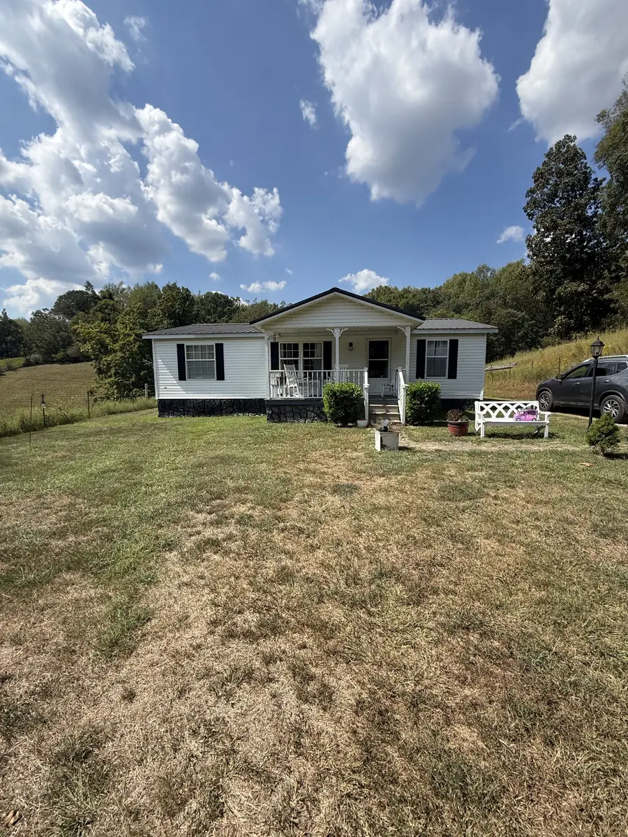 394 Leaths Branch Rd, Westmoreland, TN 37186 - #3