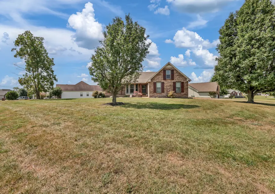 3656 Fieldstone Dr, Clarksville, TN 37040 - #2