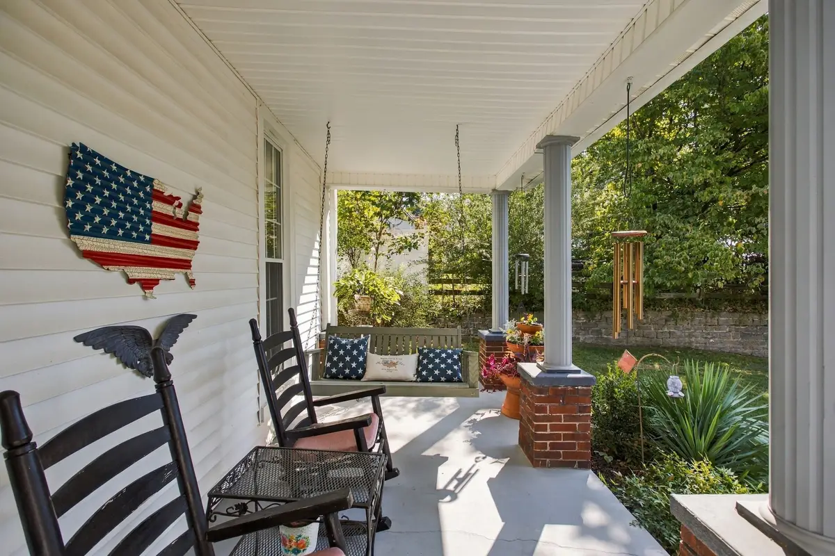 316 E College St, Pulaski, TN 38478 - #1