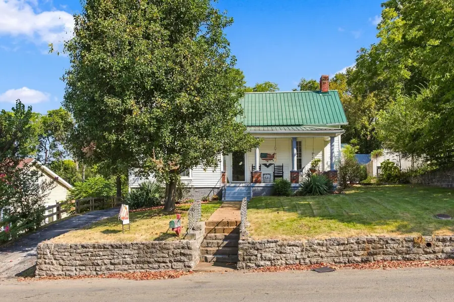 316 E College St, Pulaski, TN 38478 - #2