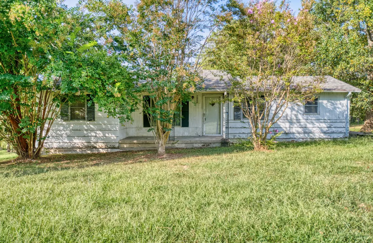 7528 Swift Rd S, Goodlettsville, TN 37072 - #1