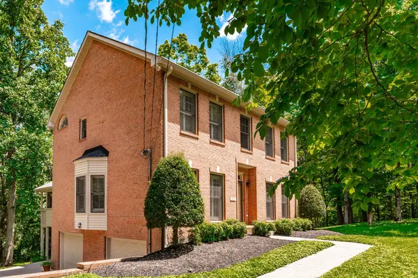 4463 Heath Rd, Nashville, TN 37221