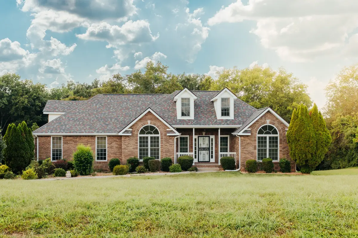 878 Countrywood Dr, Adams, TN 37010 - #1