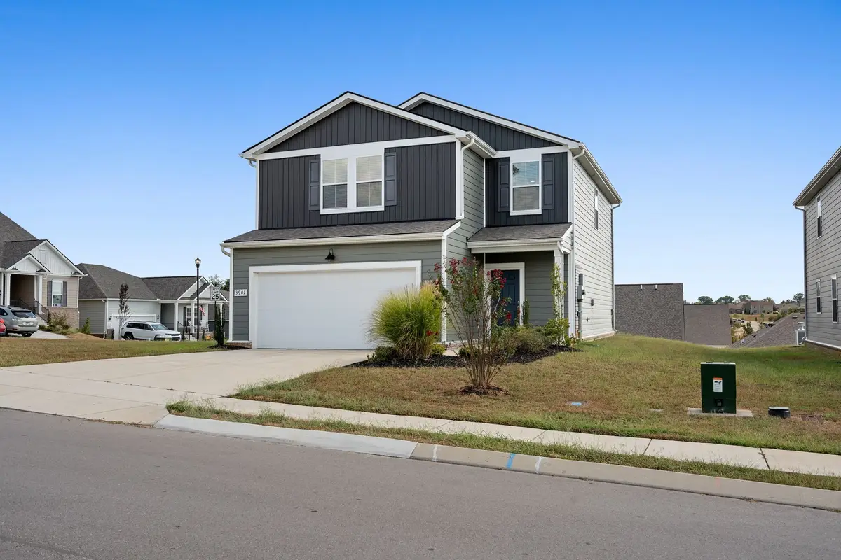 3901 Sadie St, Columbia, TN 38401 - #1