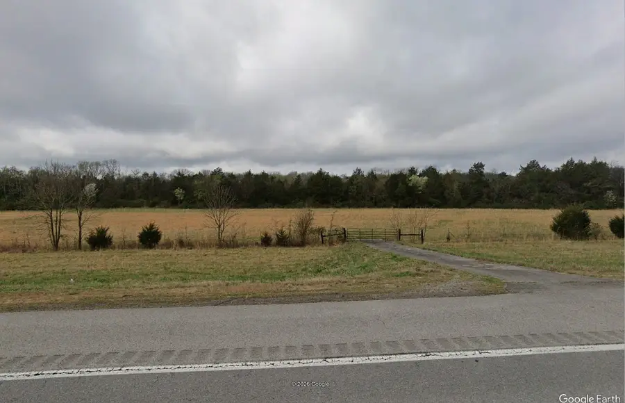 249 Earl Smith Rd, Wartrace, TN 37183 - #2