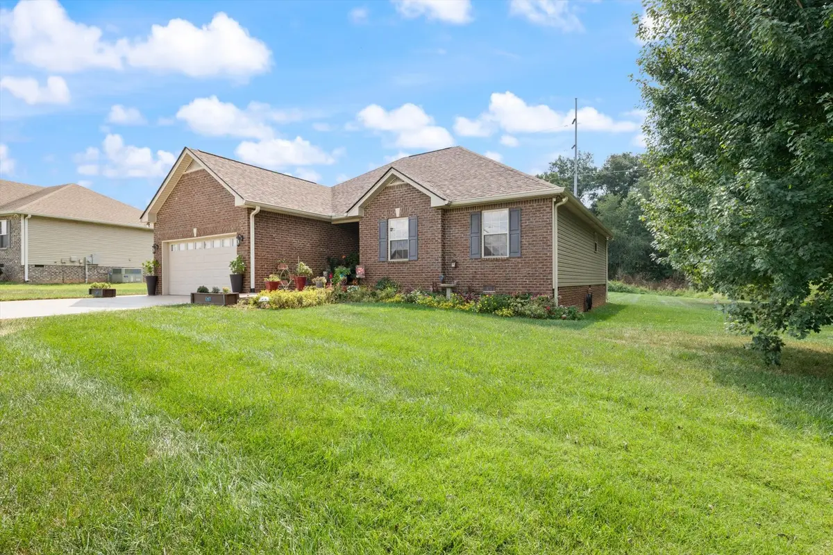 130 Beaver Creek Dr, Portland, TN 37148 - #1