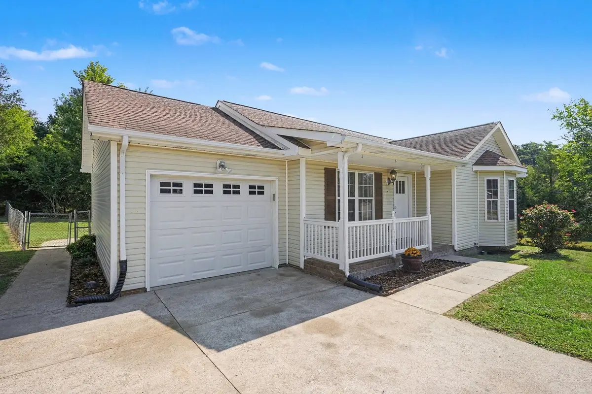 2650 Cummings Cir, Clarksville, TN 37042 - #1