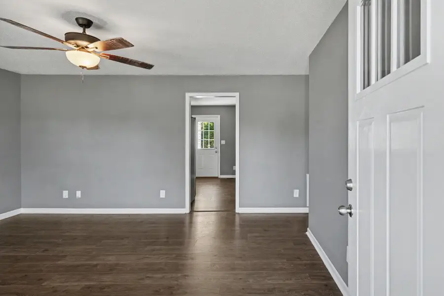 2650 Cummings Cir, Clarksville, TN 37042 - #3