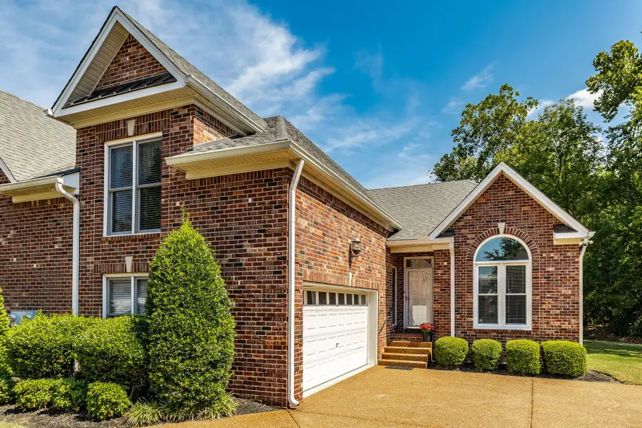 244 Stoners Glen Ct, Hermitage, TN 37076 - #3