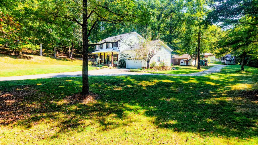356 Woodland Hills Rd, Erin, TN 37061 - #3