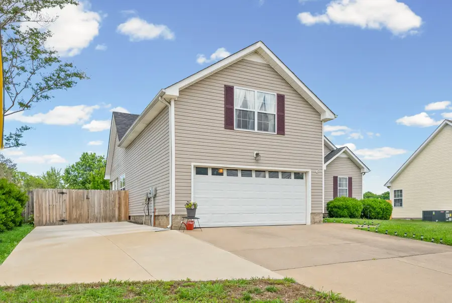3795 Madeline Ct, Clarksville, TN 37042 - #3