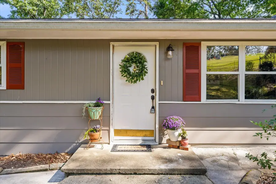 2211 Dividing Ridge Cemetery Road, Soddy Daisy, TN 37379 - #2