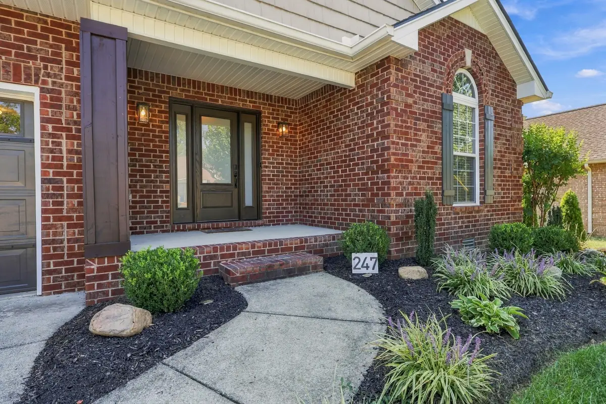 247 Walbrook Dr, Gallatin, TN 37066 - #1