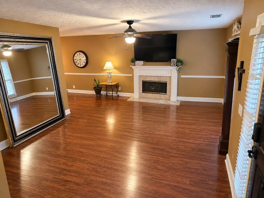 422 Brownstone St, Old Hickory, TN 37138 - #3