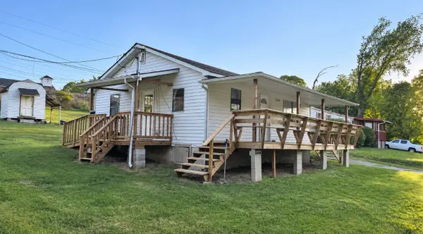 995 W Front St, Erin, TN 37061