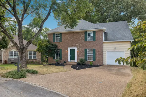 1036 Tonyawood Dr, Old Hickory, TN 37138