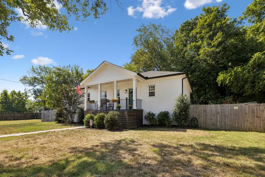 205 Morganmeade Ct, Nashville, TN 37216 - #3