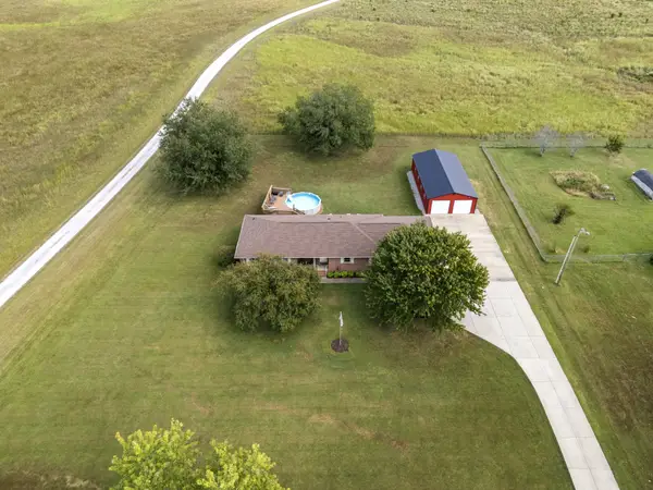 1279 Highway 48 S, Dickson, TN 37055