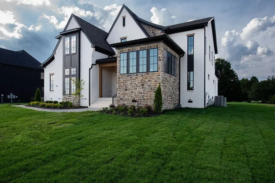 102 Autumn Breeze Dr, Mount Juliet, TN 37122 - #2