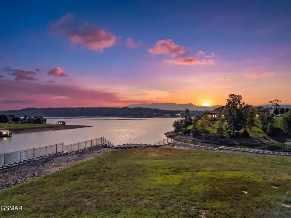 186 Scenic Shores Drive, Dandridge, TN 37725