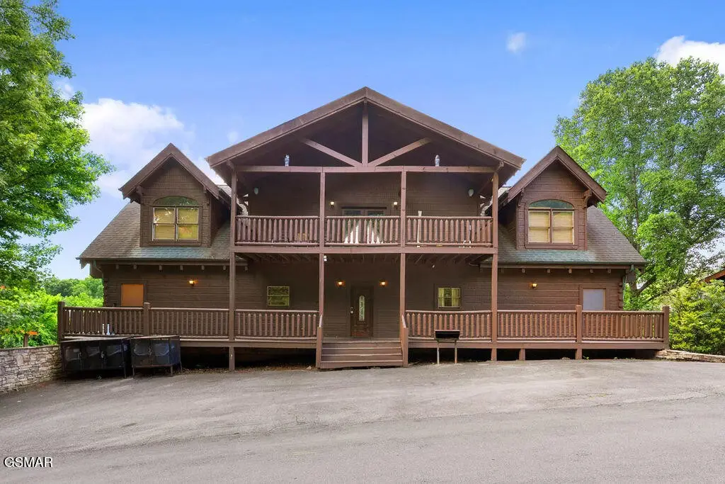 326 Alpine Mountain Way, Pigeon Forge, TN 37863 - #1