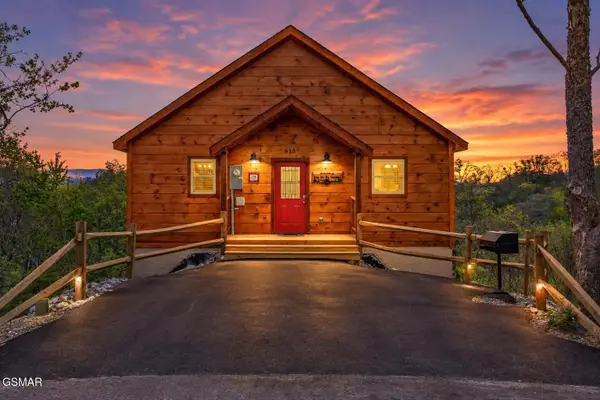 615 Quill Gordon Court, Pigeon Forge, TN 37863