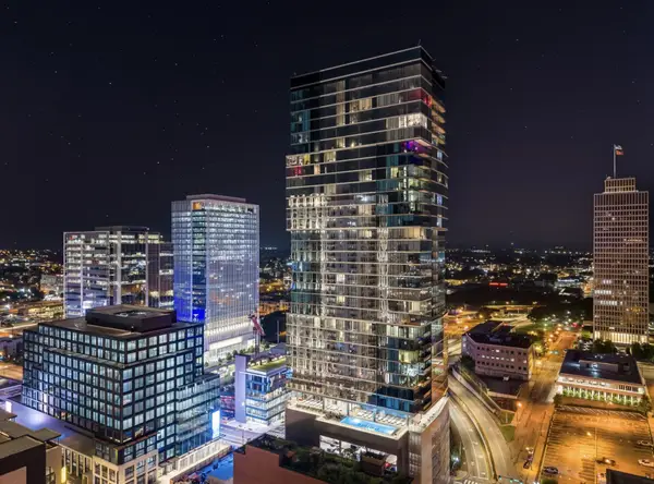 805 Church #2807, Nashville, TN 37203