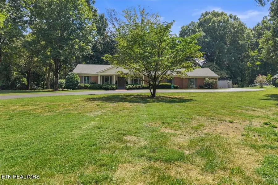 1121 Woodward Ave, Athens, TN 37303 - #3