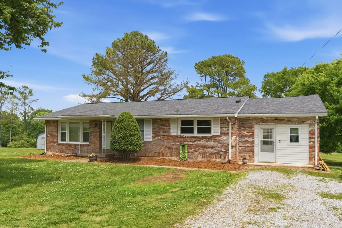1313 Raby Ave, Shelbyville, TN 37160 - #1