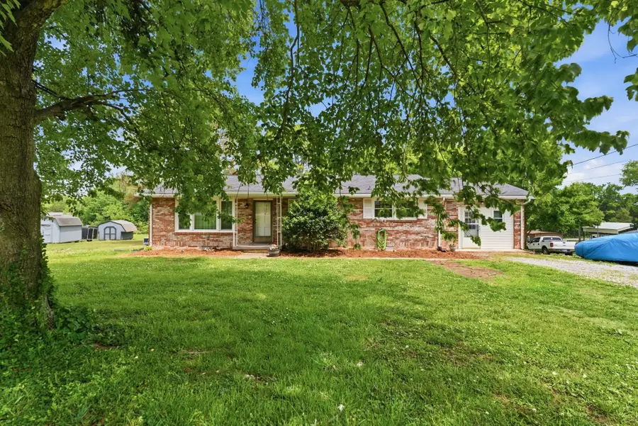 1313 Raby Ave, Shelbyville, TN 37160 - #2