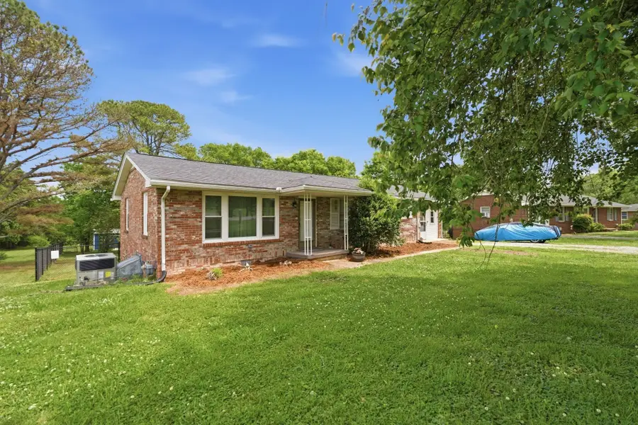 1313 Raby Ave, Shelbyville, TN 37160 - #3