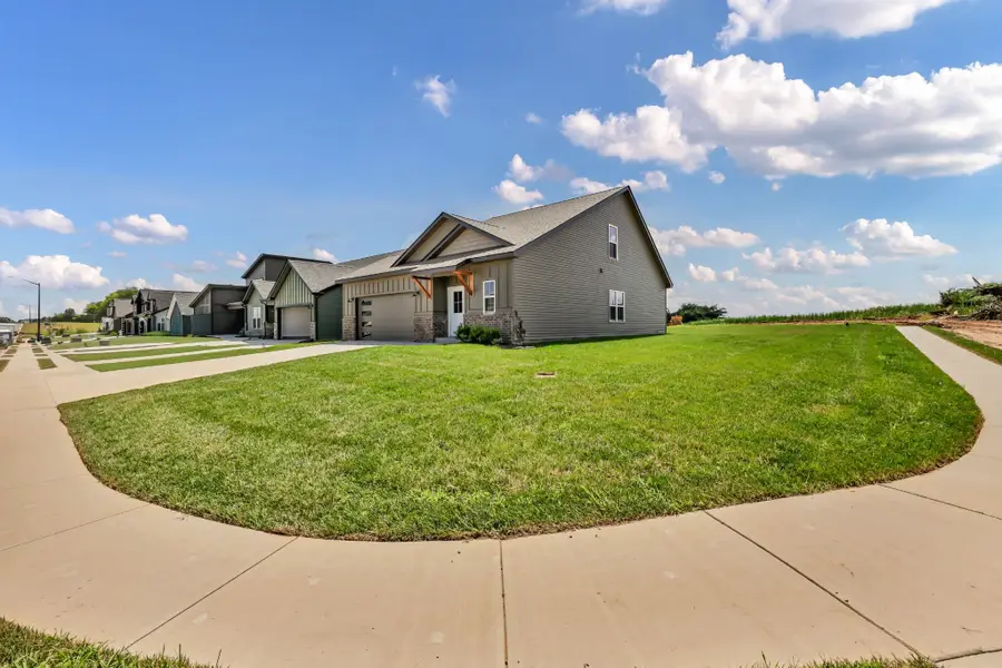2709 Brewster Dr, Clarksville, TN 37042 - #3