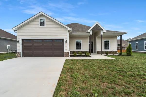 2509 Topeka Rd, Bowling Green, KY 42103