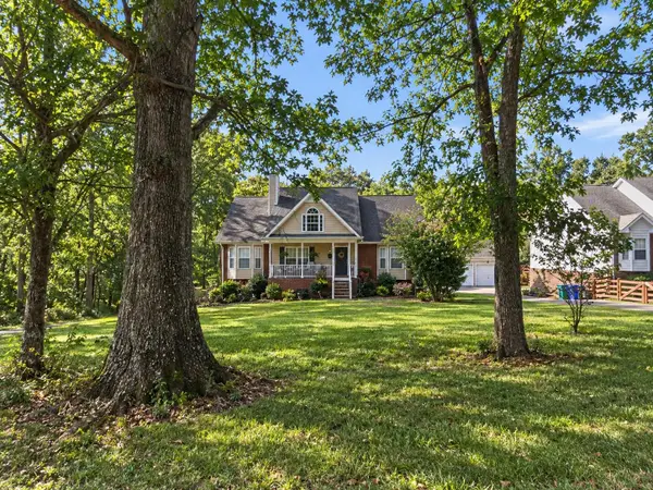 116 Ben Albert Rd, Cottontown, TN 37048