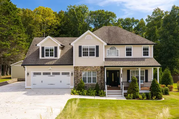8912 Grey Mountain Drive, Ooltewah, TN 37363