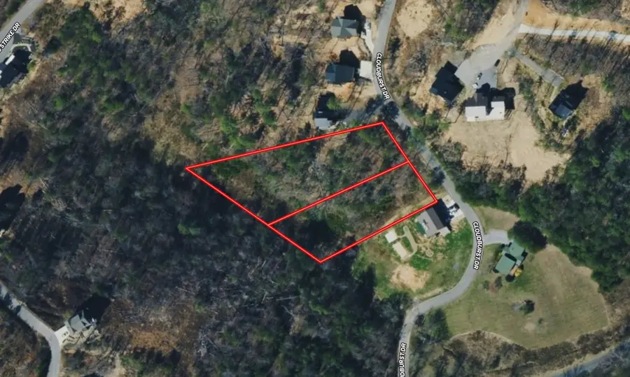 3020 Cloudburst Dr, Sevierville, TN 37862 - #2