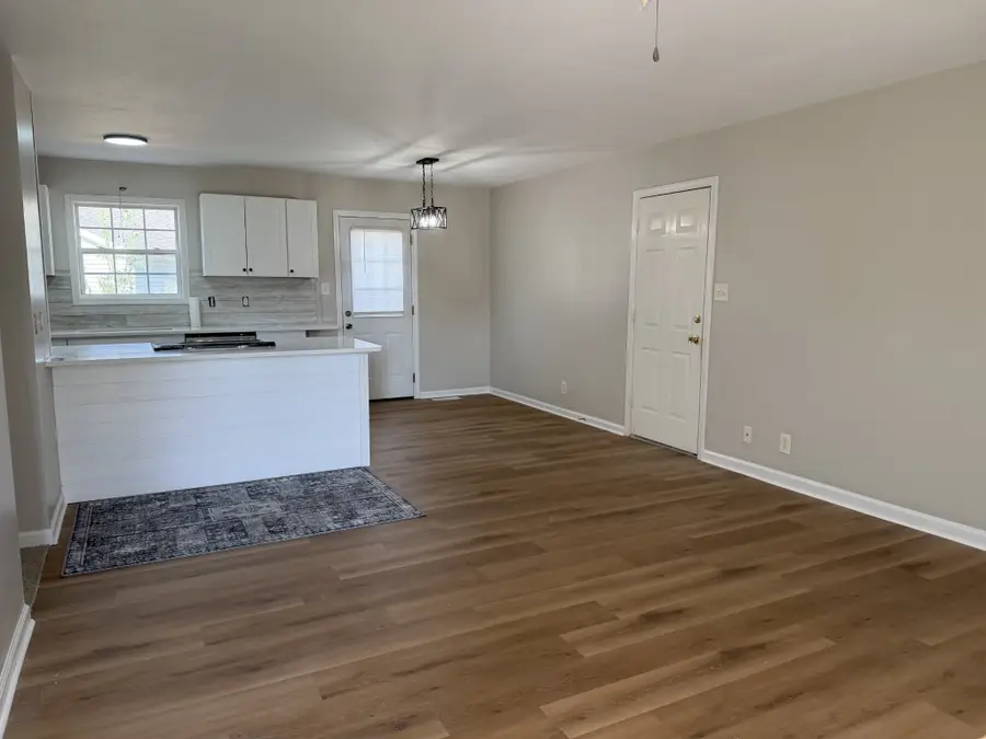 110 Chase Ct, Oak Grove, KY 42262 - #2