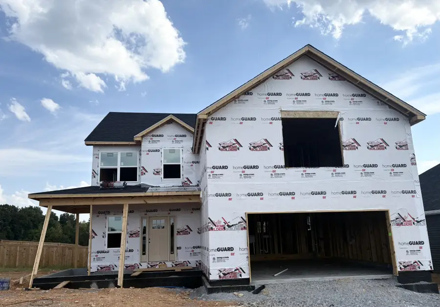 810 Cedar Wood Dr, Clarksville, TN 37043 - #2