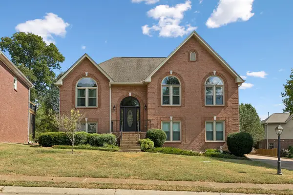5553 Peninsula Park Lndg, Hermitage, TN 37076