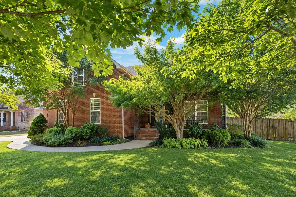 2635 Isaiah Dr, Murfreesboro, TN 37130 - #1