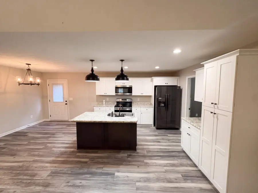 2704 Brent Cir, Cornersville, TN 37047 - #2