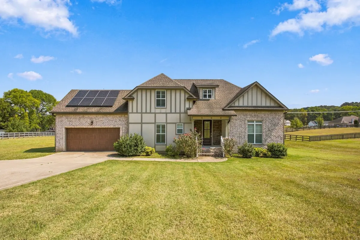 1208 Wiltshire Ct, Columbia, TN 38401 - #1