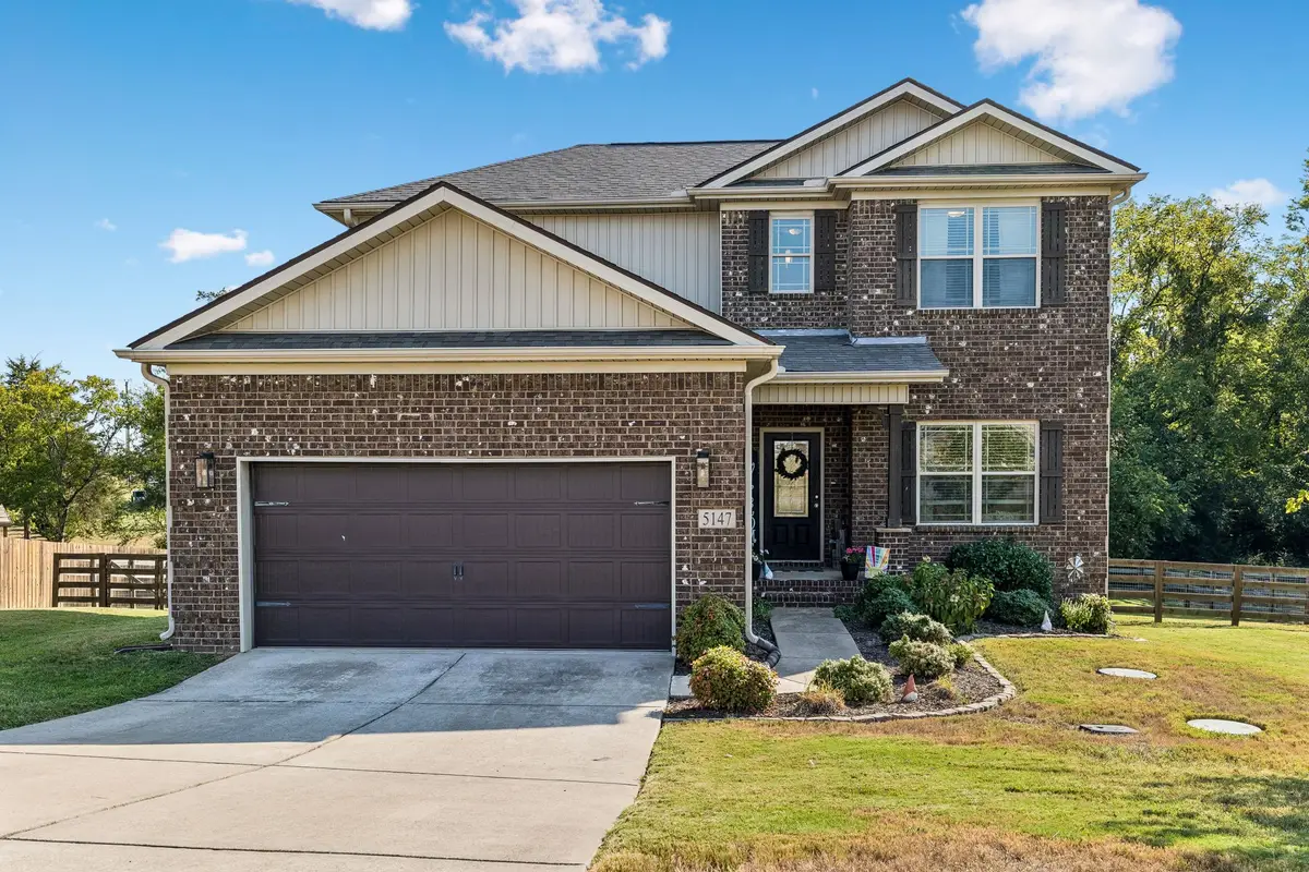 5147 Vinnie Dell Dr, Chapel Hill, TN 37034 - #1