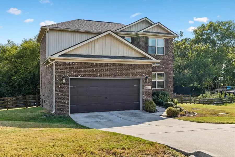 5147 Vinnie Dell Dr, Chapel Hill, TN 37034 - #2
