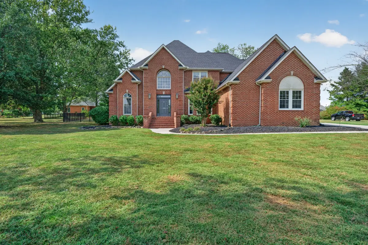 105 Fairways Blvd N, Tullahoma, TN 37388 - #1