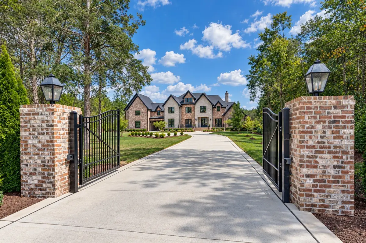 4004 Trinity Rd, Franklin, TN 37067 - #1