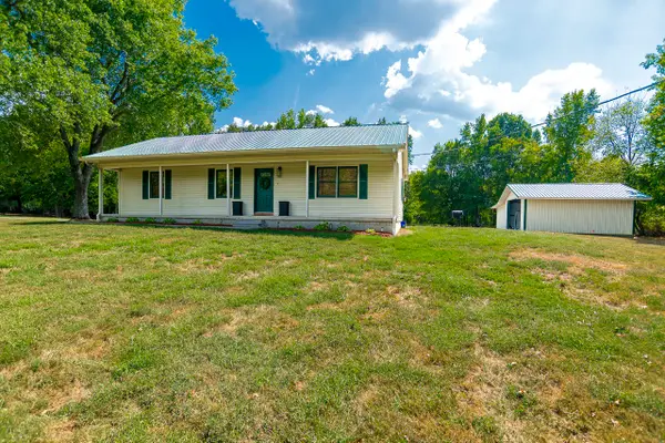 373 Snell Rd, Shelbyville, TN 37160