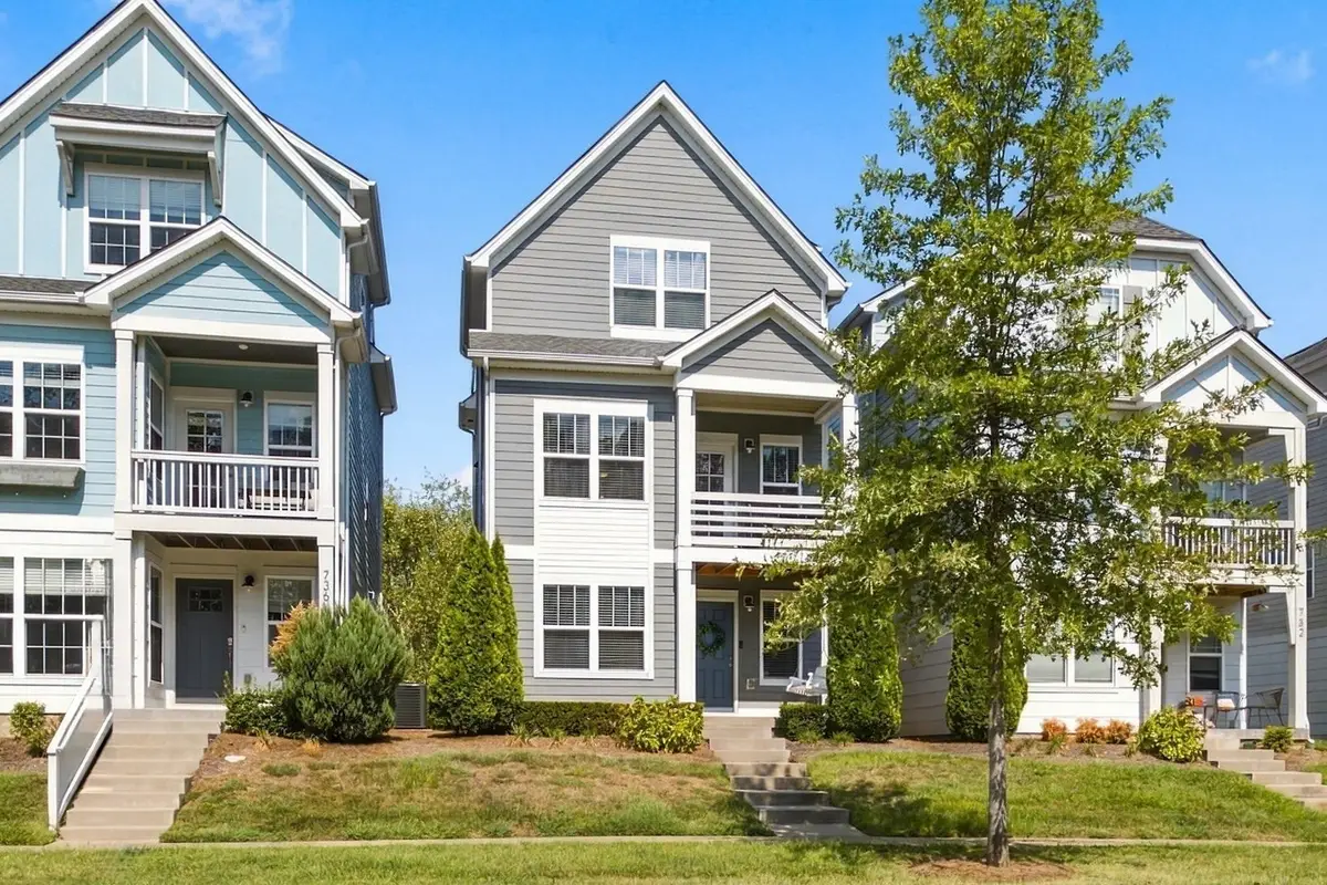 734 Bellevue Rd, Nashville, TN 37221 - #1